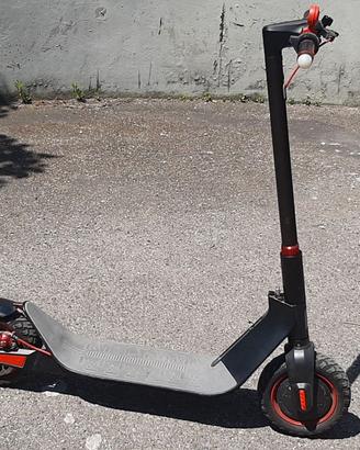 Monopattino KUGOO G Max 500 watt BATTERIA NUOVA