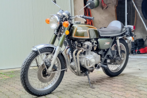 Honda cb 350 four