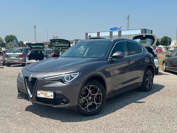Alfa Romeo Stelvio 2.2 Turbodiesel 210 CV AT8 Q4 B