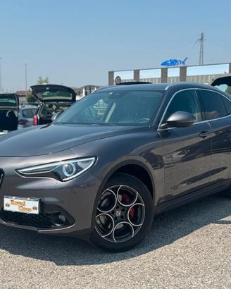Alfa Romeo Stelvio 2.2 Turbodiesel 210 CV AT8 Q4 B