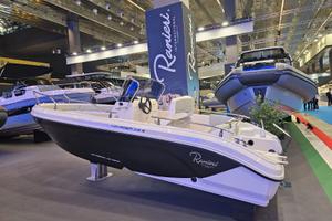 Ranieri International Voyager 19 S+Mercury 115 Pro