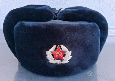 Colbacco vintage Ufficiale Sovietico tg.59 inusato
