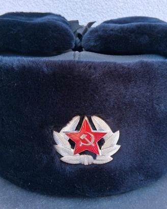 Colbacco vintage Ufficiale Sovietico tg.59 inusato