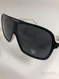Occhiali da sole CHANEL con montatura grande