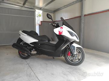 Kymco Xciting 300i R