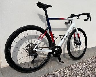 Basso Astra carbonio Ultegra Di2 - Pari al nuovo