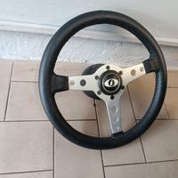 volante Momo prototipo 32 mini innocenti epoca 