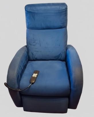 Poltrona alzapersone per anziani e disabili