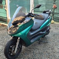 Yamaha majesty 