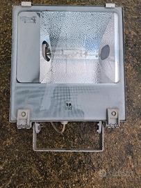 FARO 250W IODURI METALLICI