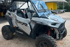 Polaris rzr trial 1000