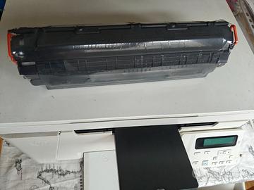 Stampante LASER B/N con TONER NUOVO di ricambio!