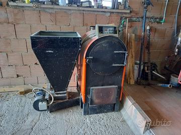 Caldaia policombustibile