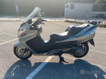Suzuki Burgman 400 k7