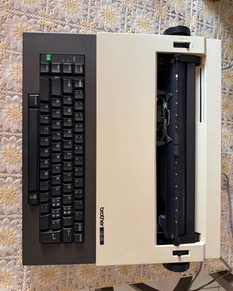 Macchina da scrivere vintage Brother CE-25