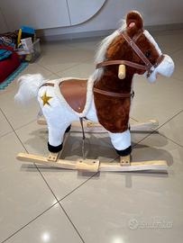 Cavallo a dondolo