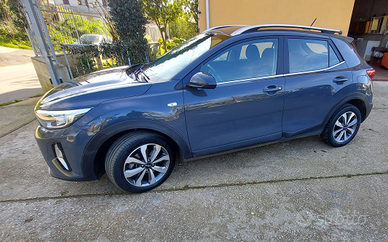 Kia Stonic MHEV 1.0 T-GDI 100 CV MHEV