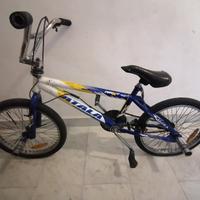 Bicicletta BMX