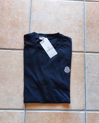 Moncler T-shirt  maglia nuova con cartellino  nera