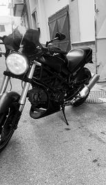 Ducati monster 695