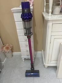 Aspirapolvere dyson v10