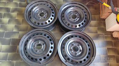 n.4 cerchi in acciaio 16"