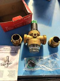 REGOLATORE DI PRESSIONE