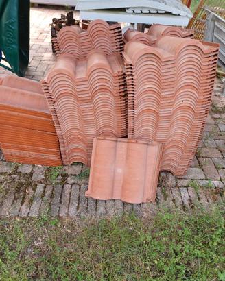 doppia tegola in materiale plastico
