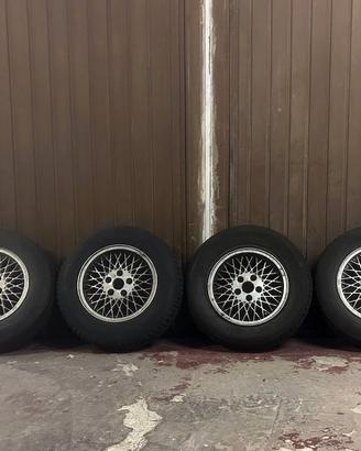 Cerchi in lega originali per Volvo 240 Super Polar