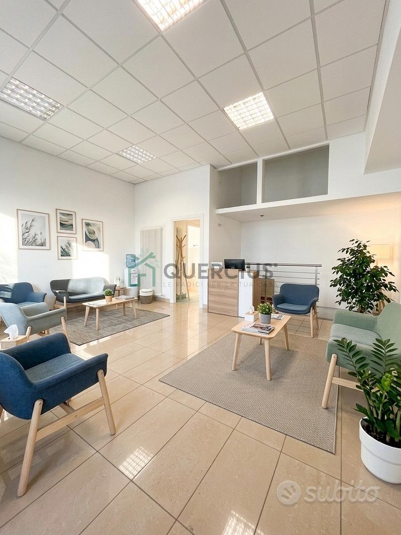 Negozio a Jesolo (VE) - Piazza Mazzini - Vista 5