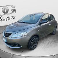 Lancia Ypsilon 1.0 FireFly 5 porte S&S Hybrid Silv
