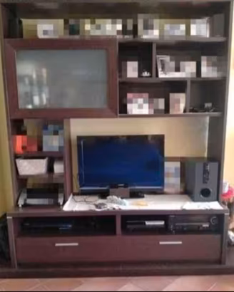 mobile TV con credenza