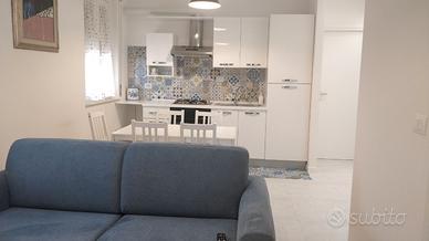 Appart.30 mt mare, leggi disponibilita' rimaste