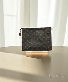 Pochette Toilette 26 Louis Vuitton monogram