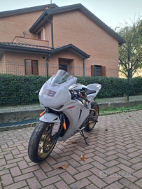 Honda cbr 1000 rr hrc