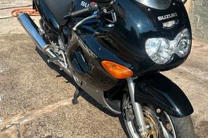 suzuki gsxf 600