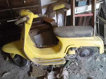 Lambretta j 50