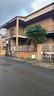 villa-indipendente-con-cortile-terrazza-e-p-auto