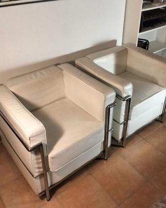 2 repliche poltrona LC2 Le Corbusier