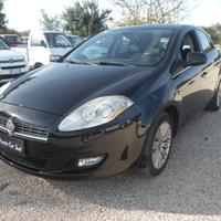 Fiat bravo 5 posti autovettura