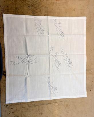 Andrea Dovizioso. Sei autografi su tela di cotone