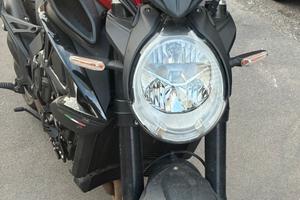 Mv Augusta brutale 800 rosso