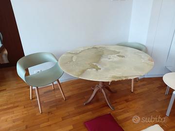 tavolo rotondo 130 in marmo onice con sedie