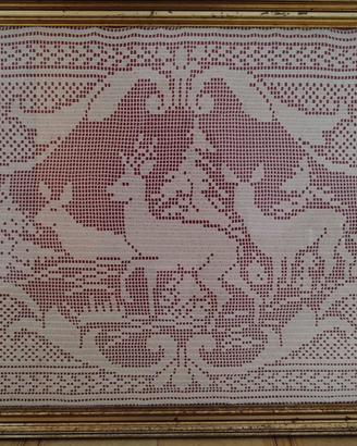 Quadro filet a uncinetto