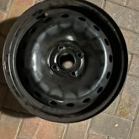 4 cerchi in ferro da 15” per fiat