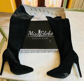 Stivali scamosciati n. 38