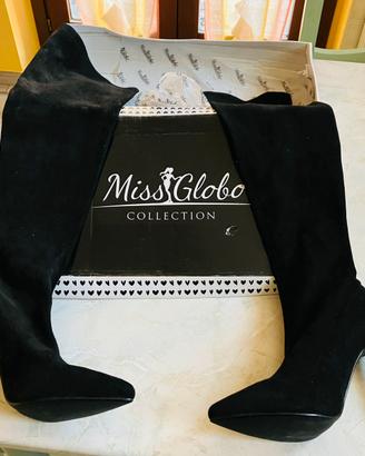 Stivali scamosciati n. 38