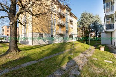 4 LOCALI A CASTELFRANCO EMILIA