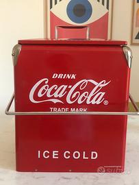 Ghiacciaia Coca Cola