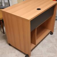 Scrivania - tavolo in legno